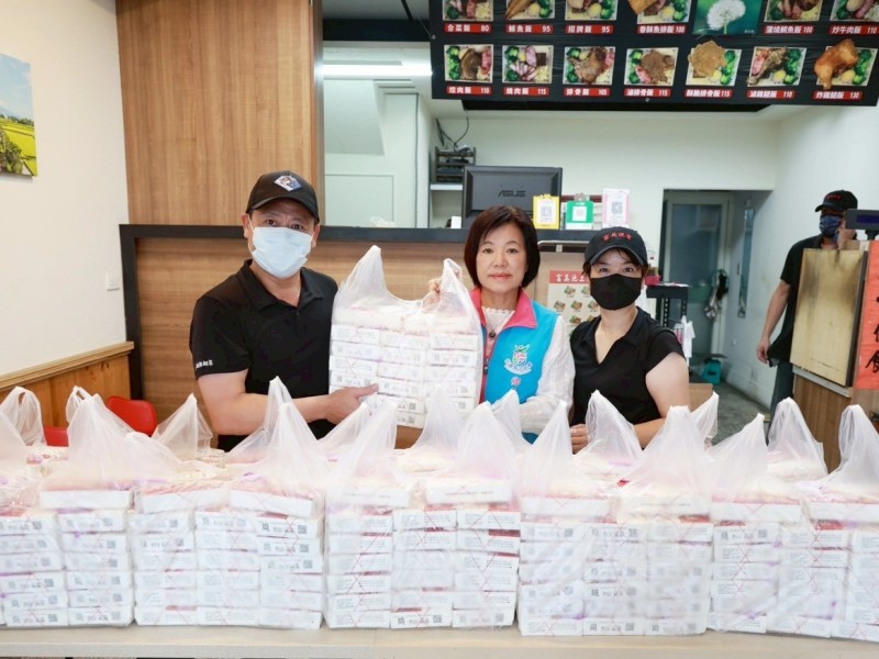 游淑貞發響眾人善愛匯聚行動力 在災區送上第10600個熱食便當